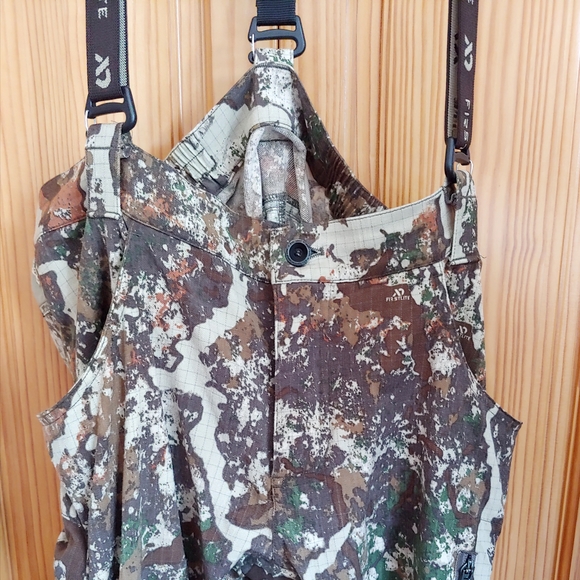 First Lite Men's Wool Camouflage Hunting Pants With Suspenders - Picture 4 of 10